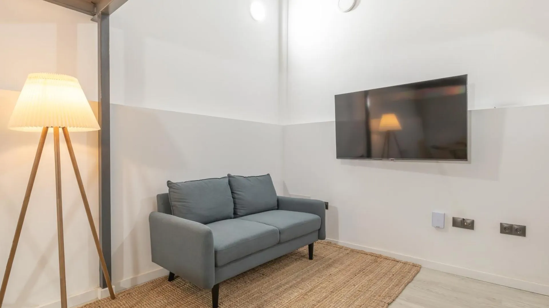 Dobo Malaga Postigos Apartment