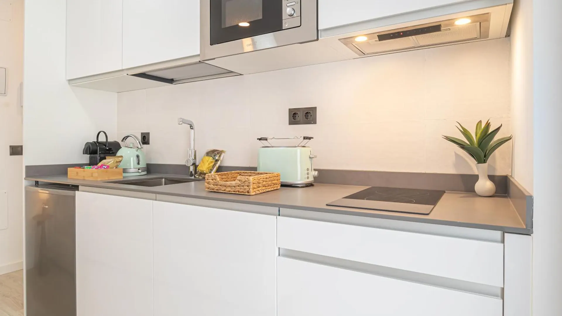 Dobo Malaga Postigos Apartment 0*,  Spain