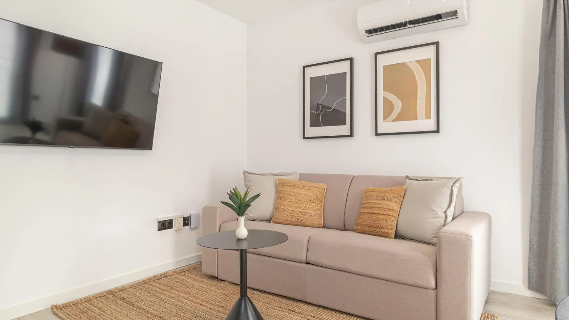 Dobo Malaga Postigos Apartment